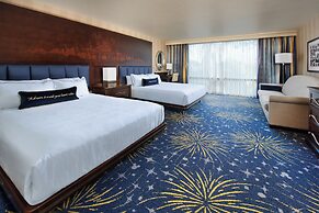 Disneyland Hotel