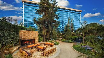 Disneyland Hotel