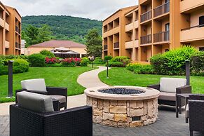 Courtyard by Marriott Mahwah