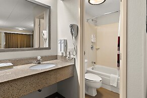 Red Roof Inn Cleveland - Westlake