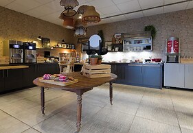 B&B Hotel Reims Centre Erlon