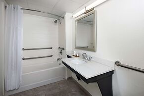 Country Inn & Suites by Radisson Asheville Downtown Tunnel Road