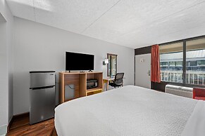 Days Inn by Wyndham Nashville Saint Thomas West Hospital