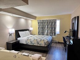 Motel 6 Eau Claire, WI