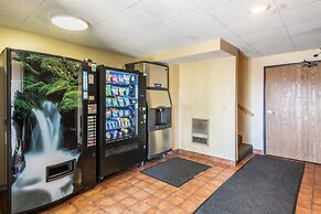 Motel 6 Eau Claire, WI