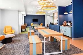 Spark by Hilton Springfield Southwest