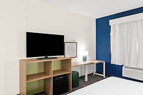 Spark by Hilton Springfield Southwest