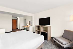 Spark by Hilton Springfield Southwest