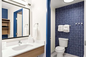 Spark by Hilton Springfield Southwest