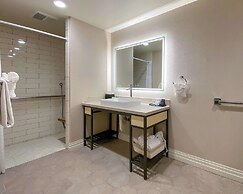 Bluestem Hotel Torrance Los Angeles, Ascend Hotel Collection