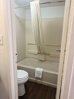 Relax Inn by OYO Columbus OH I 70