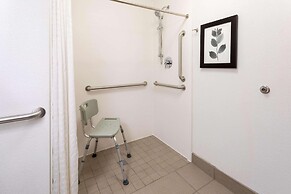 Country Inn & Suites by Radisson, Fargo, ND