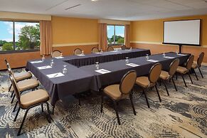 DoubleTree by Hilton Boston North Shore