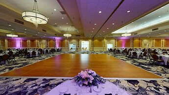 DoubleTree by Hilton Boston North Shore