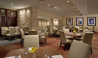 DoubleTree by Hilton Boston North Shore