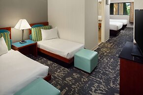 DoubleTree by Hilton Boston North Shore