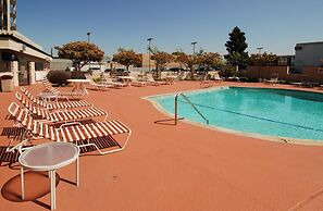 Oakland Airport Executive Hotel