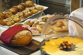 Best Western Welwyn Garden City Homestead Court Hotel