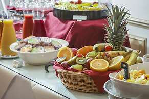 Best Western Welwyn Garden City Homestead Court Hotel