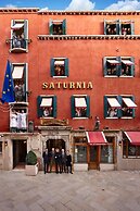 Hotel Saturnia & International