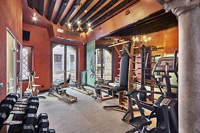 Hotel Saturnia & International