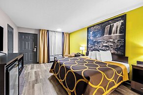 Super 8 by Wyndham Paragould