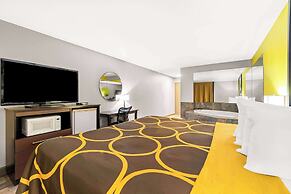 Super 8 by Wyndham Paragould