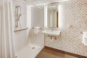 Holiday Inn East Windsor by IHG