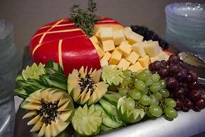 Holiday Inn East Windsor by IHG