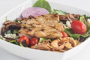 Holiday Inn East Windsor by IHG