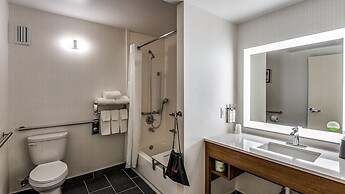 Holiday Inn Dallas Market Ctr Love Field by IHG