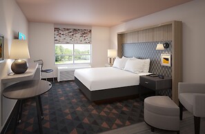Holiday Inn Dallas Market Ctr Love Field by IHG