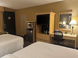 Seven Oaks Hotel Regina