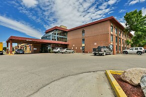 Seven Oaks Hotel Regina