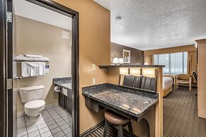 Seven Oaks Hotel Regina