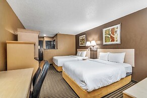 Seven Oaks Hotel Regina