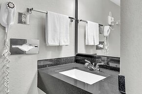 Seven Oaks Hotel Regina