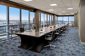 Hyatt Regency Los Angeles International Airport