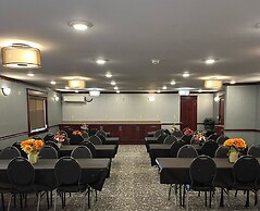Fireside Inn & Suites
