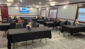 Fireside Inn & Suites