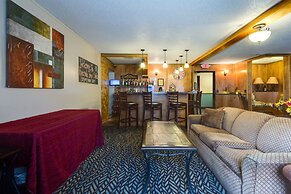 Fireside Inn & Suites