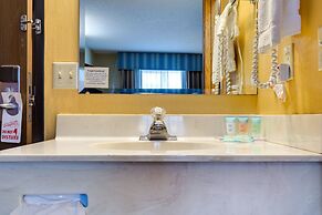 Fireside Inn & Suites