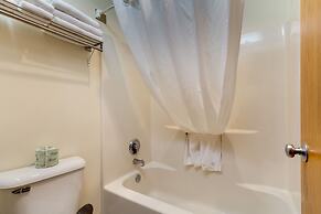 Fireside Inn & Suites