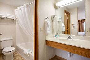 Fireside Inn and Suites