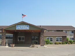 Fireside Inn & Suites