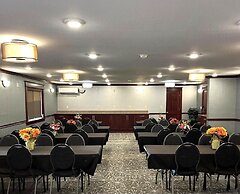 Fireside Inn and Suites