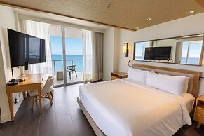 Eden Roc Miami Beach