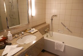 Yokohama Royal Park Hotel