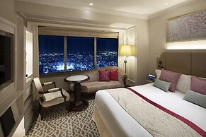 Yokohama Royal Park Hotel