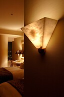Yokohama Royal Park Hotel